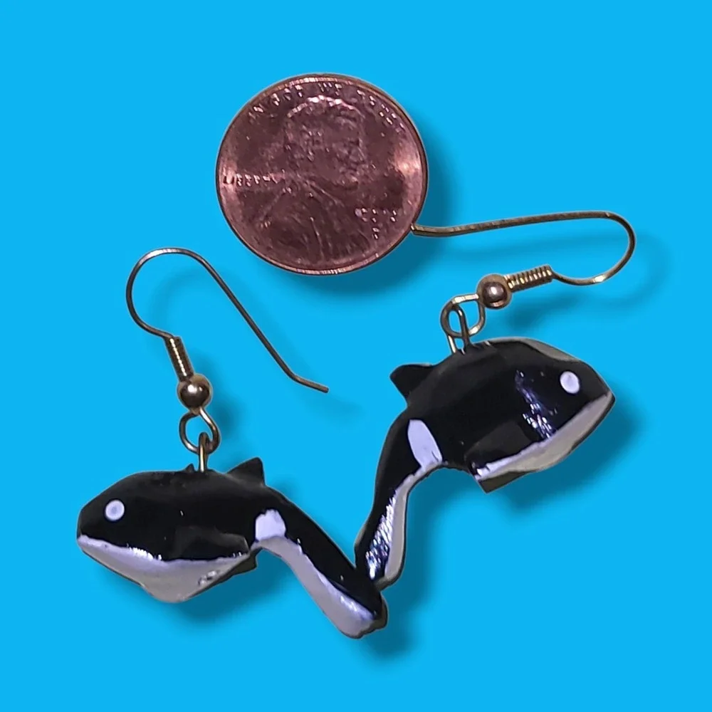 Vintage Handmade Wooden Orca Killer Whale Dangle Earrings